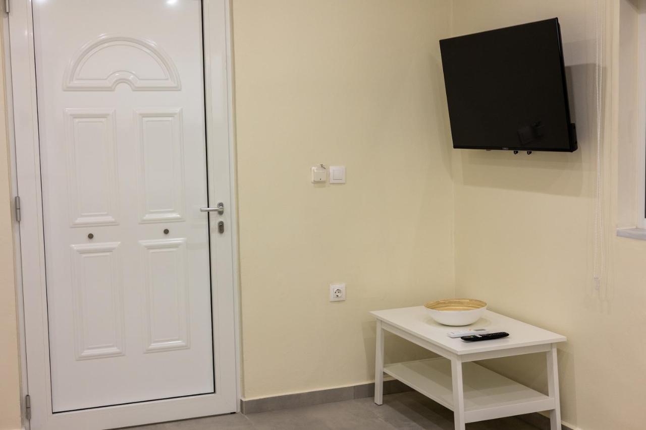 Adriana Apartment Agia Marina Zewnętrze zdjęcie
